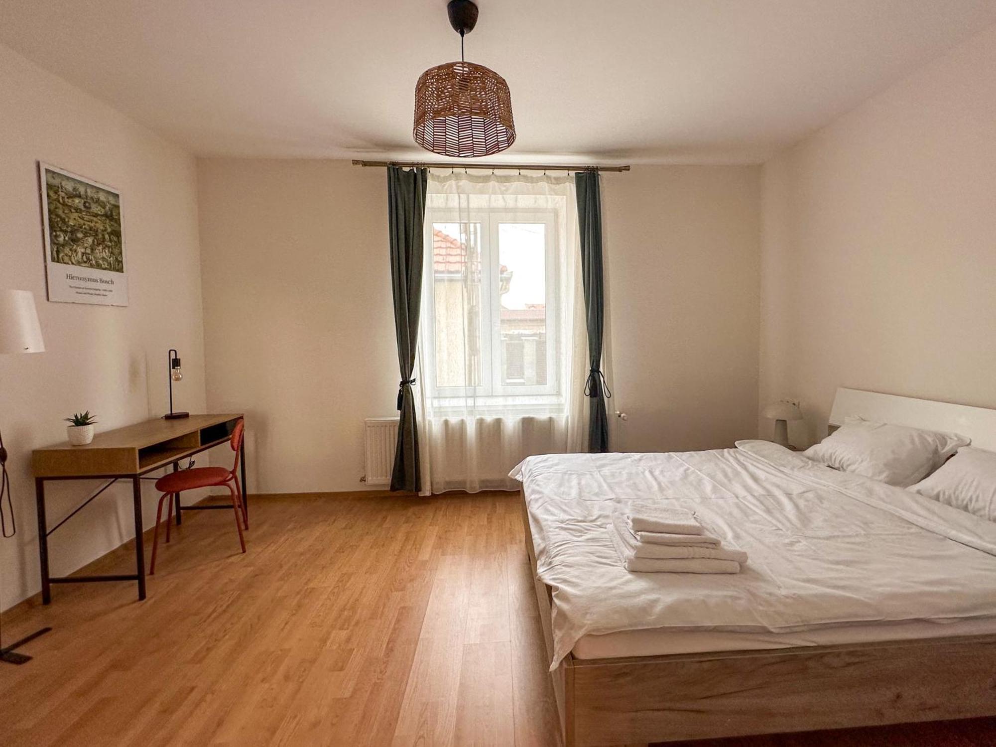 Serenity House Apartments Sibiu Quarto foto