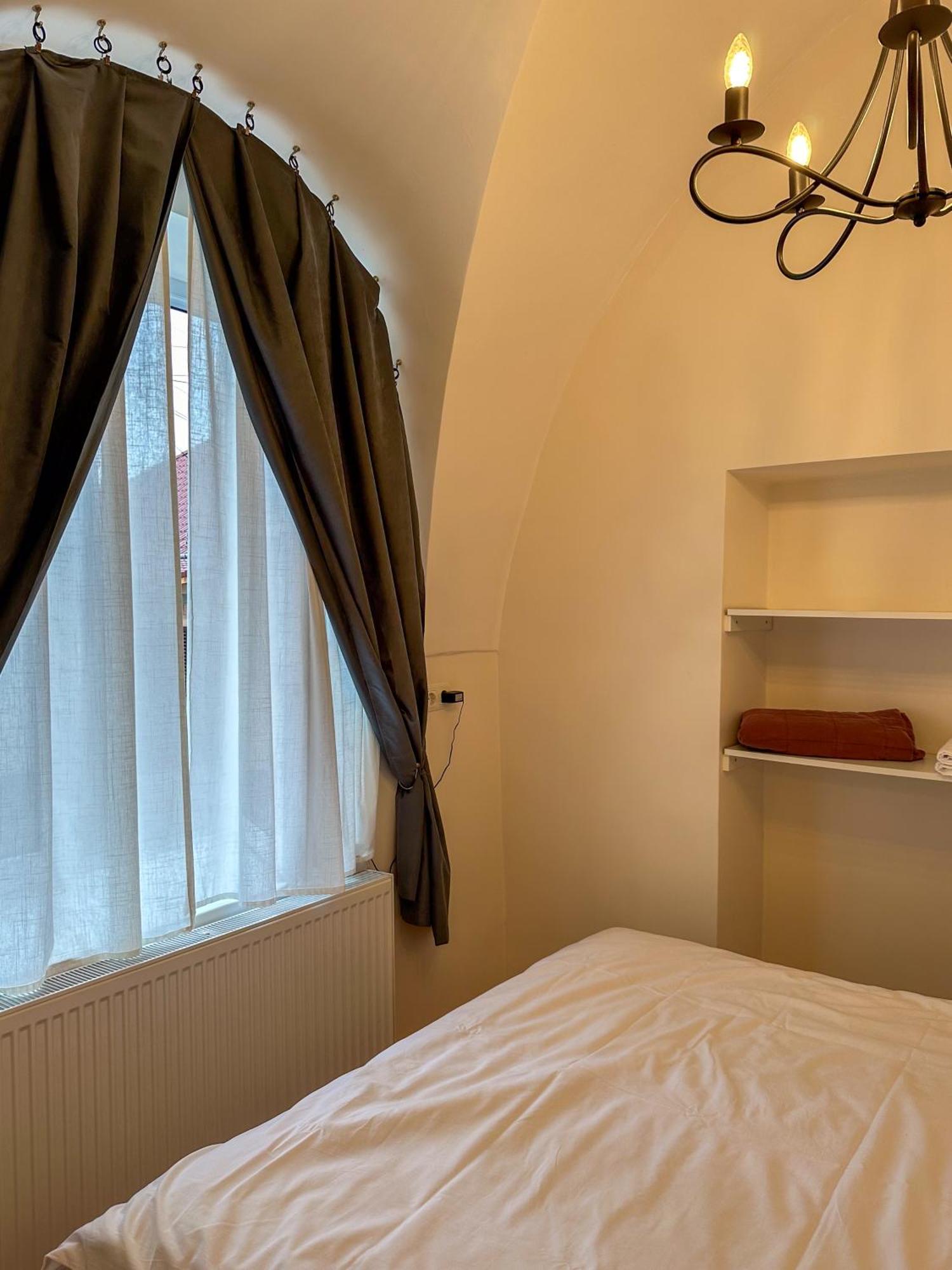 Serenity House Apartments Sibiu Quarto foto