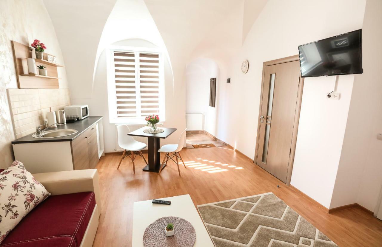 Serenity House Apartments Sibiu Exterior foto